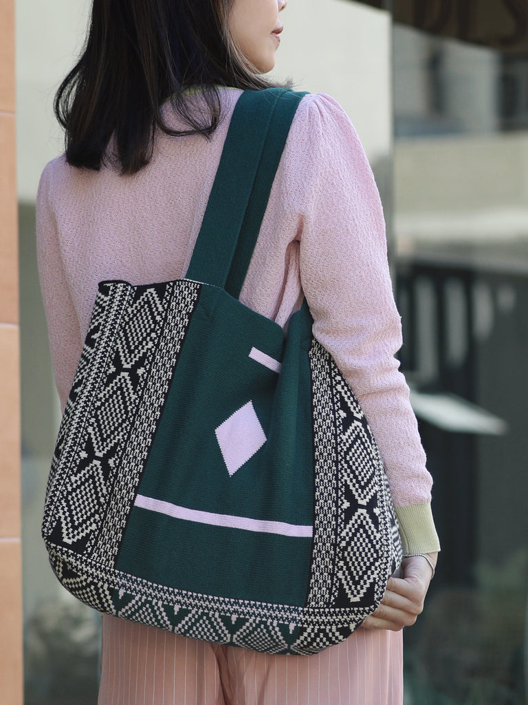 Geometric Pattern Contrast Border Knitted Everyday Tote