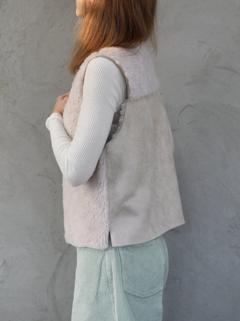 Soft White Shearling-Finish Pure Merino Wool Furry Gilet