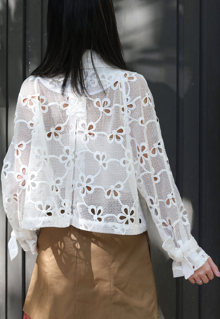 White Floral Scarf Collar Cutout Lace A-lined Jacket