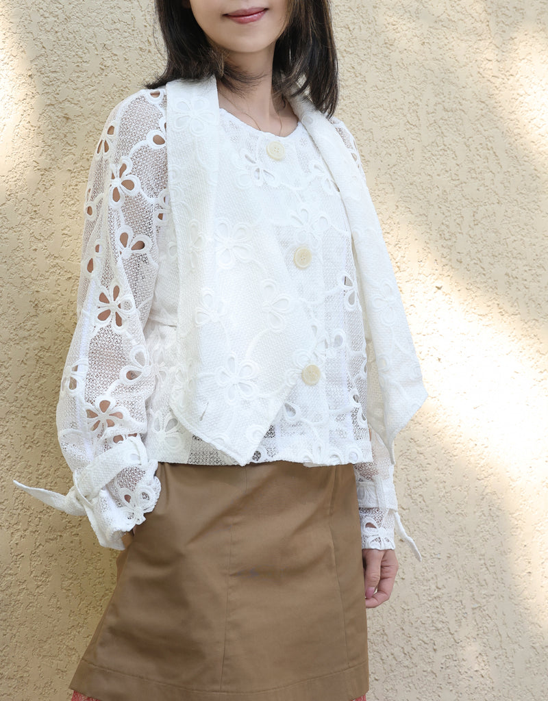 White Floral Scarf Collar Cutout Lace A-lined Jacket