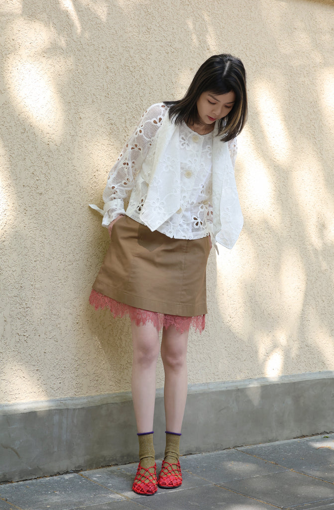 White Floral Scarf Collar Cutout Lace A-lined Jacket