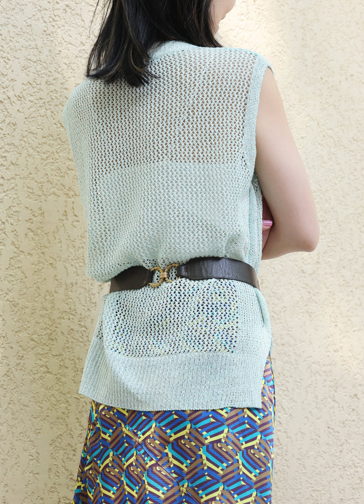 Green V-neck Pocket Detail Side Slits Layering Tank