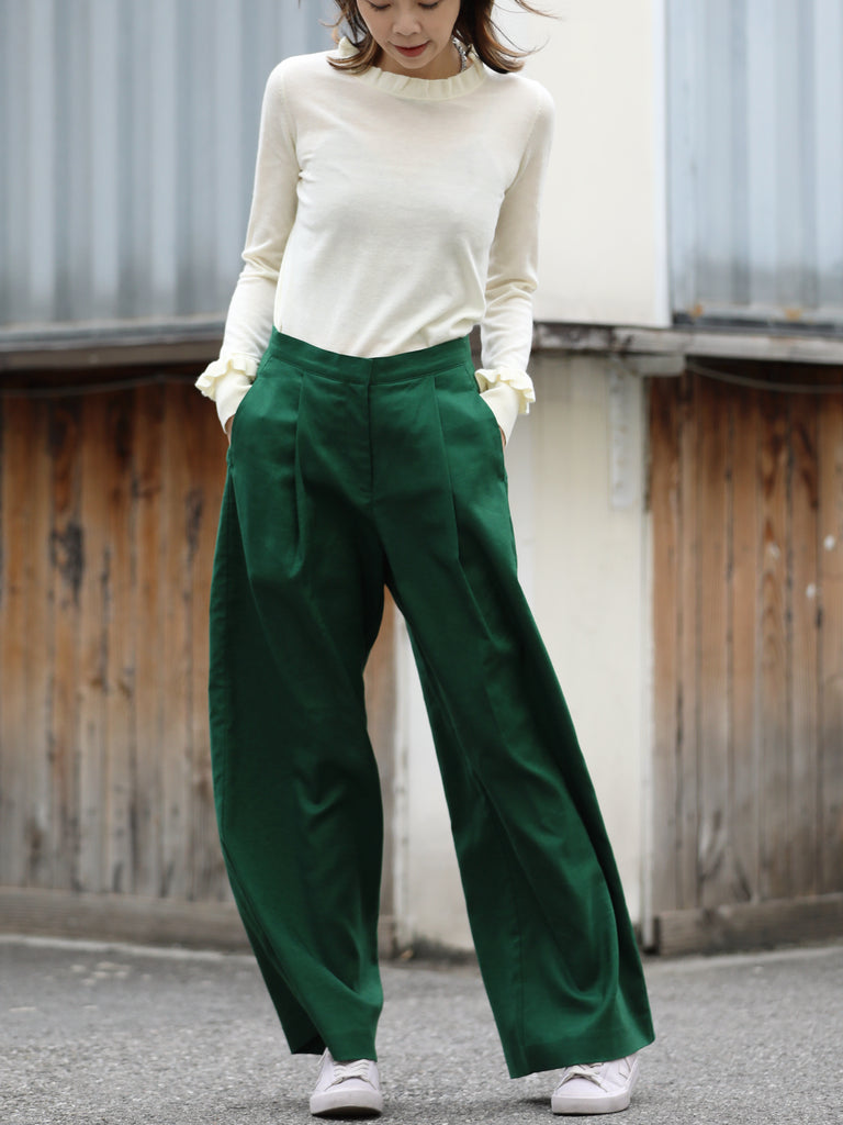 Creamy White Ruffle Trim Button Cuff Cashmere Wool Knit Jumper