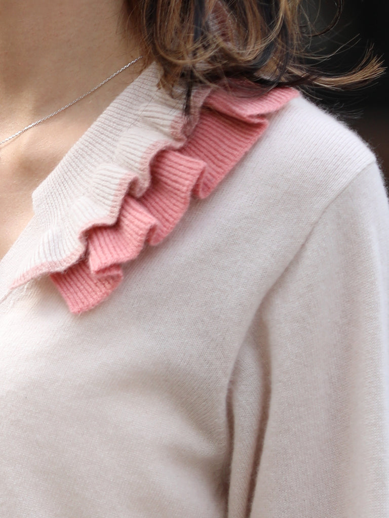 Petal White Ruffles Collar Boxy V-Neck Woollen Cashmere Cardigan