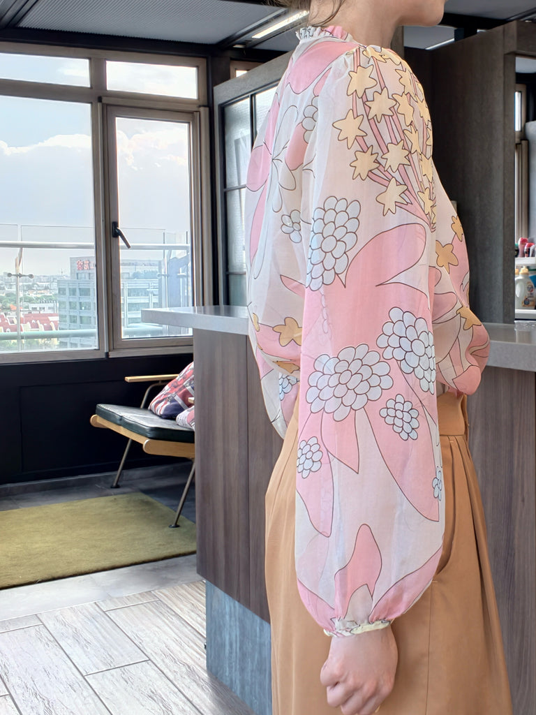 Pinky Floral Ruffle Collar Balloon Sleeve Cotton Silk Blouse