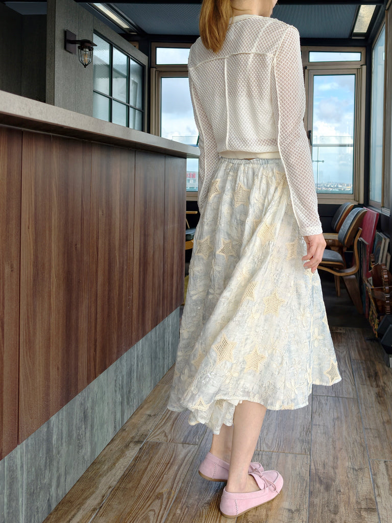 Ivory Delicate Diamond Lattice Knit Unique Button Cardigan