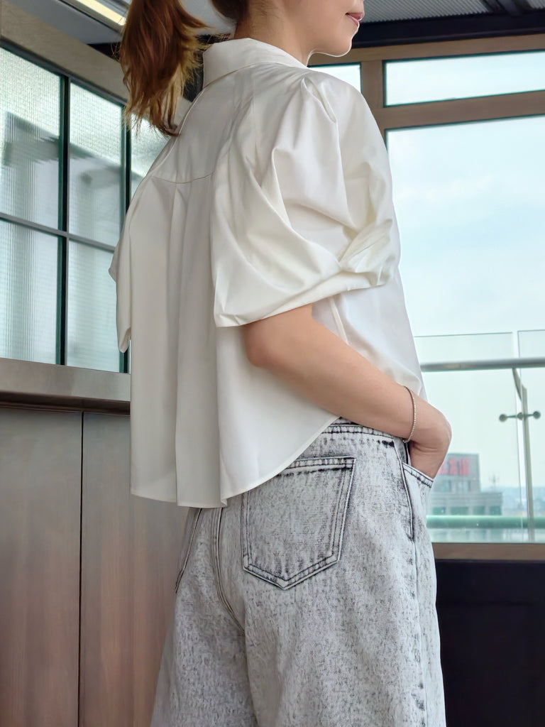 Clean White Sculptural Balloon Sleeve Collared Cotton Shirt