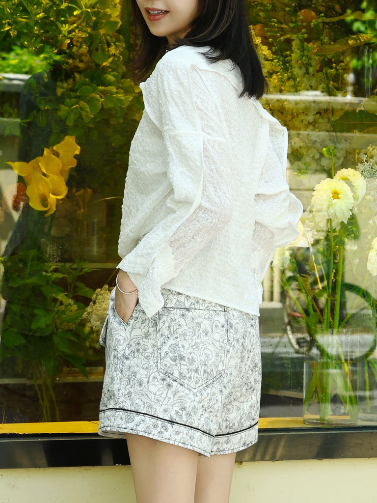 Sketch Floral Print Piped Pocket A-lined Shorts