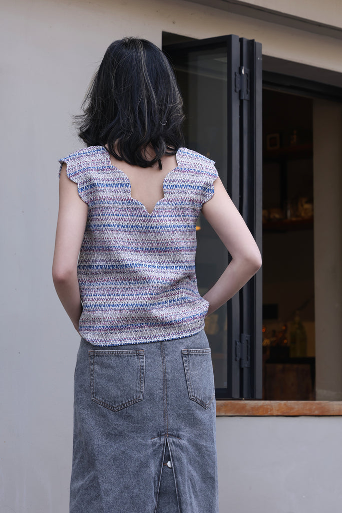 Zigzag Blue V-Neck Scalloped Tank Top