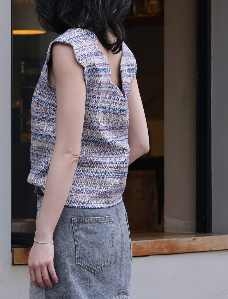 Zigzag Blue V-Neck Scalloped Tank Top