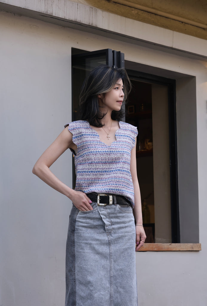 Zigzag Blue V-Neck Scalloped Tank Top