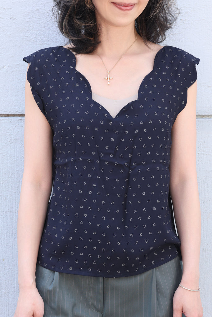 Little Hearts V-Neck Scalloped Tank Top