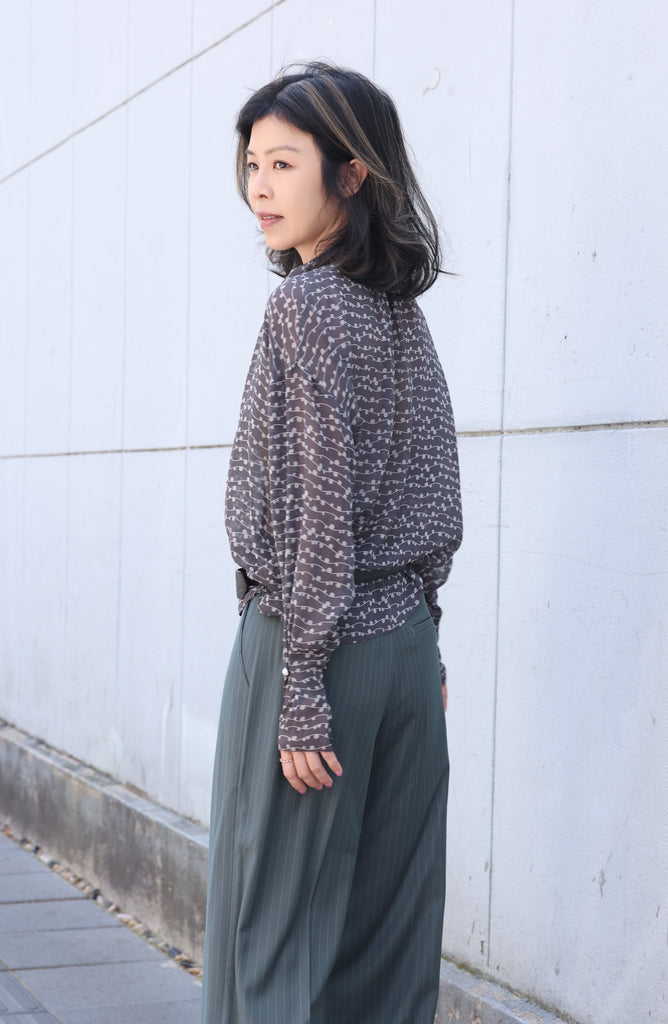 Black Striped Dots Pleated Collar Flared Cuff Silky Blouse