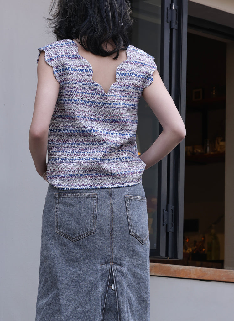 Zigzag Blue V-Neck Scalloped Tank Top