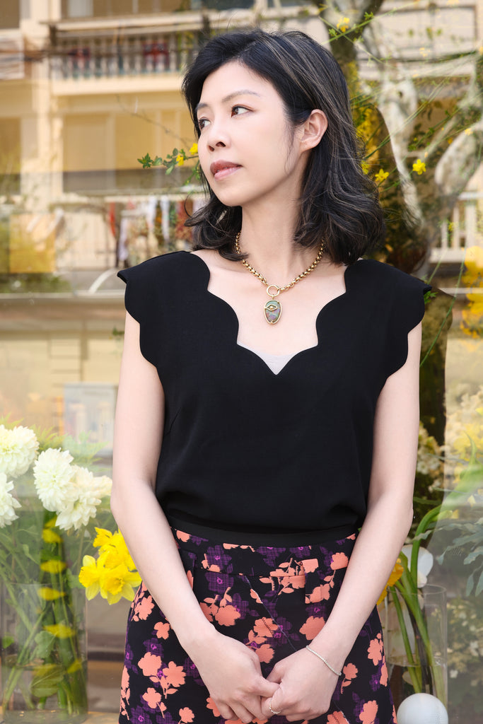 Classic Black V-Neck Scalloped Tank Top