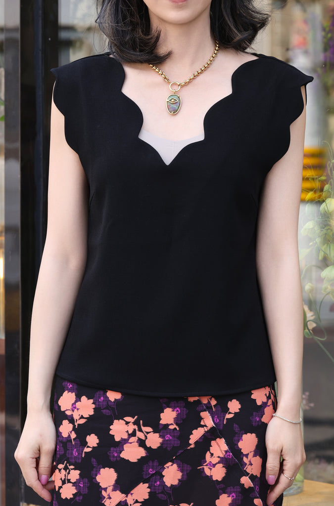Classic Black V-Neck Scalloped Tank Top