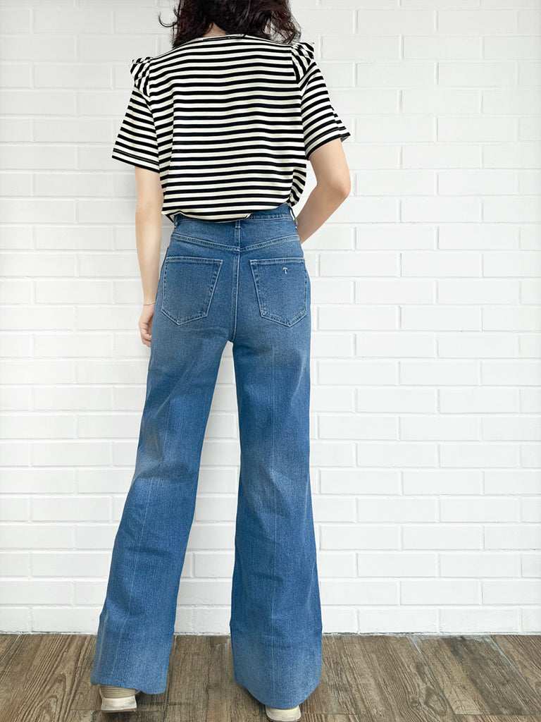 復古藍色中水洗喇叭形標誌刺繡牛仔褲