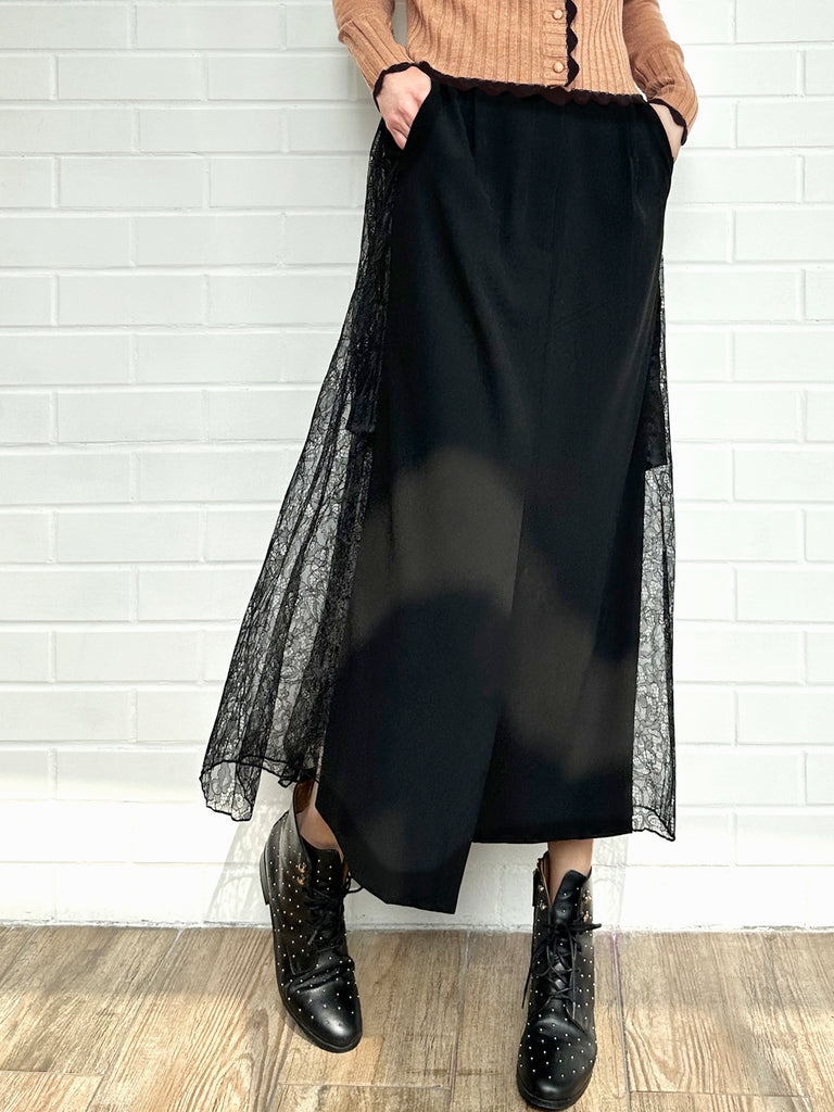 Final Sale! Black Slit Front Pencil Skirt With Pleated Lace Back