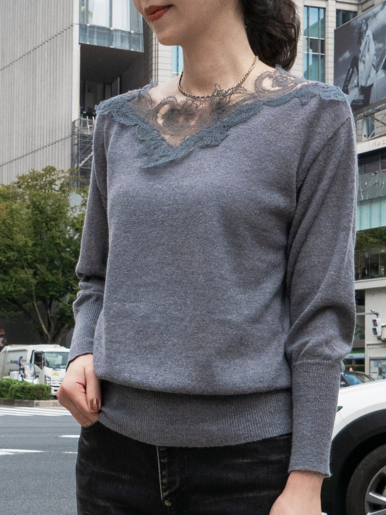 灰色不對稱蕾絲領蝙蝠翼馬海毛美利奴混紡毛衣