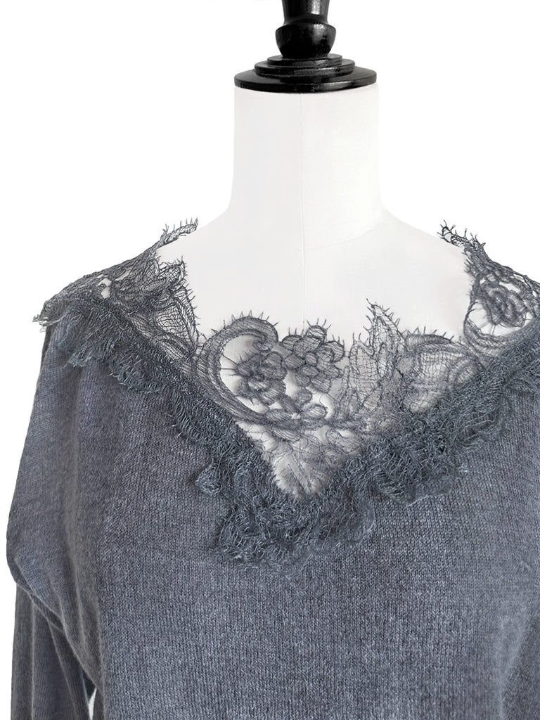 灰色不對稱蕾絲領蝙蝠翼馬海毛美利奴混紡毛衣