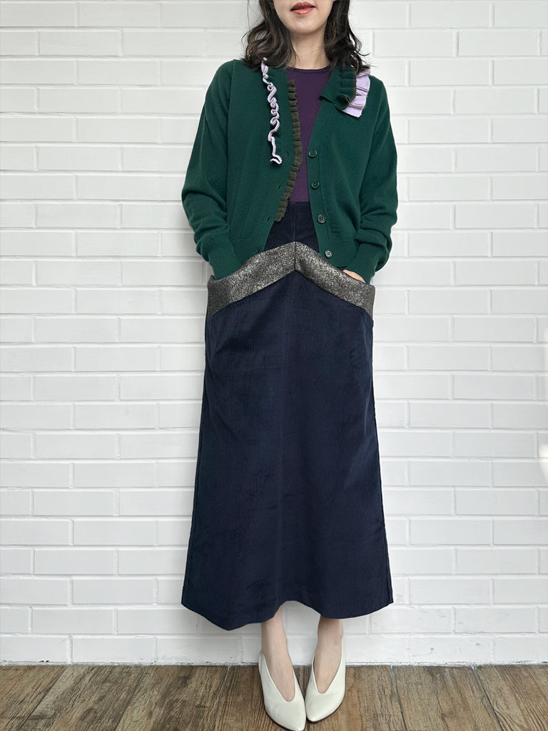 森林綠色荷葉邊領寬鬆 V 領羊毛羊絨開襟衫