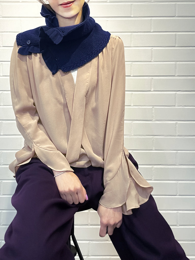 特別的!海軍藍鉤編邊飾荷葉邊 A 型內襯圍脖