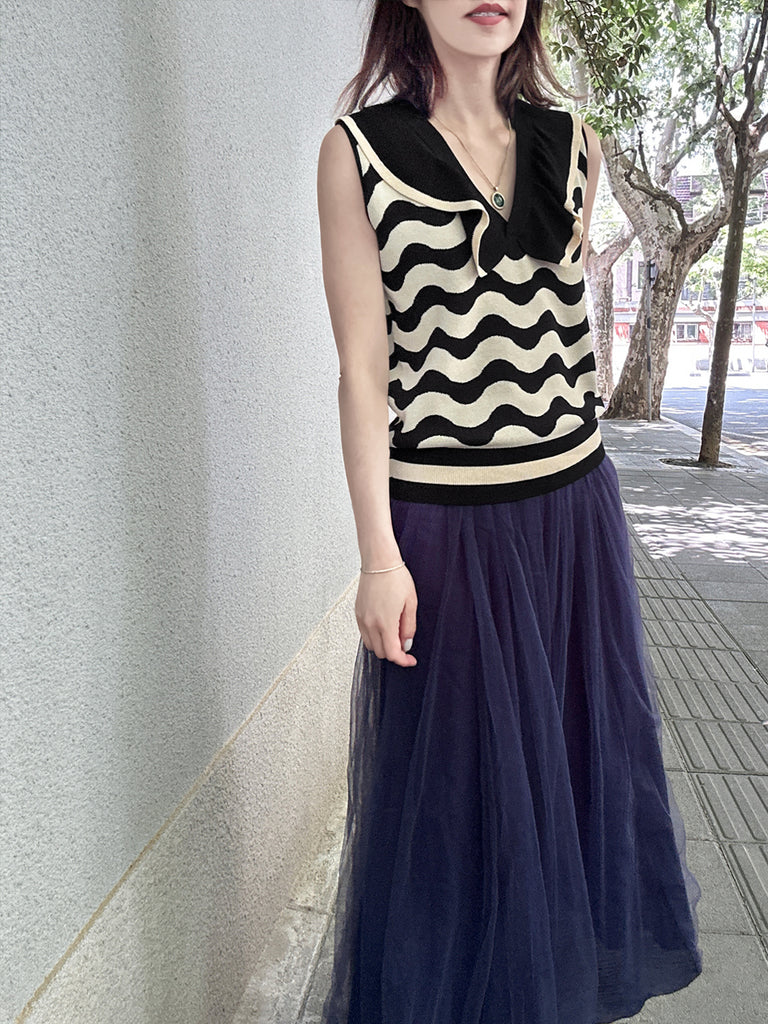 黑色/象牙色撞色波浪荷葉邊領夏季針織上衣