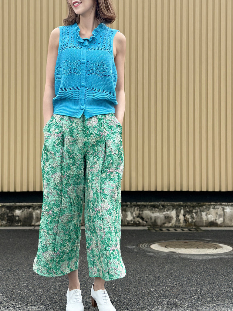 灰藍色荷葉邊領圖案縫紐扣前背心