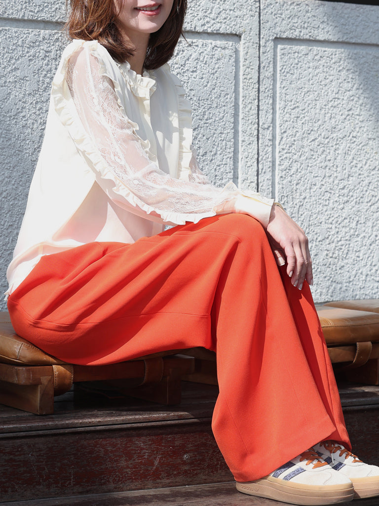 白色蕾絲分層袖荷葉邊奢華絲質襯衫