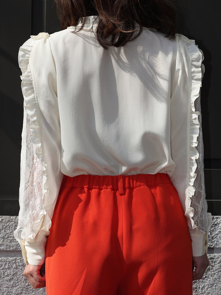 白色蕾絲分層袖荷葉邊奢華絲質襯衫