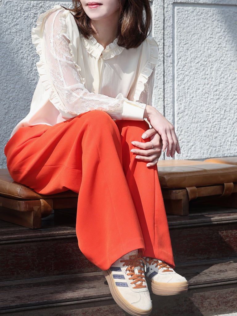 白色蕾絲分層袖荷葉邊奢華絲質襯衫