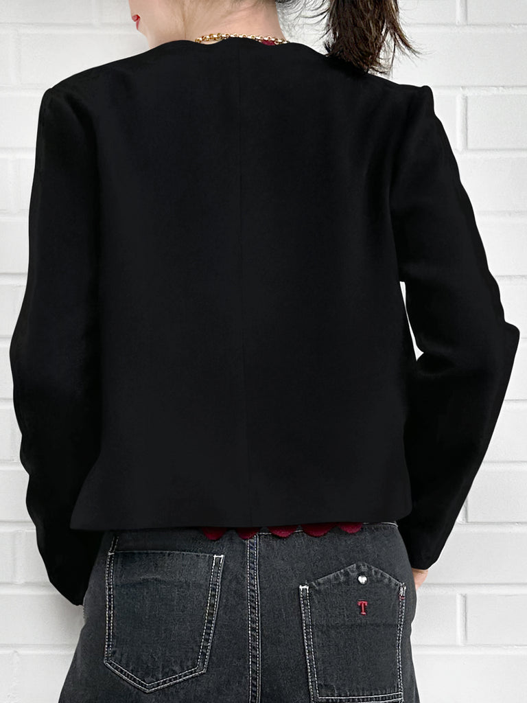 優雅的黑色扇形領開襟夾克