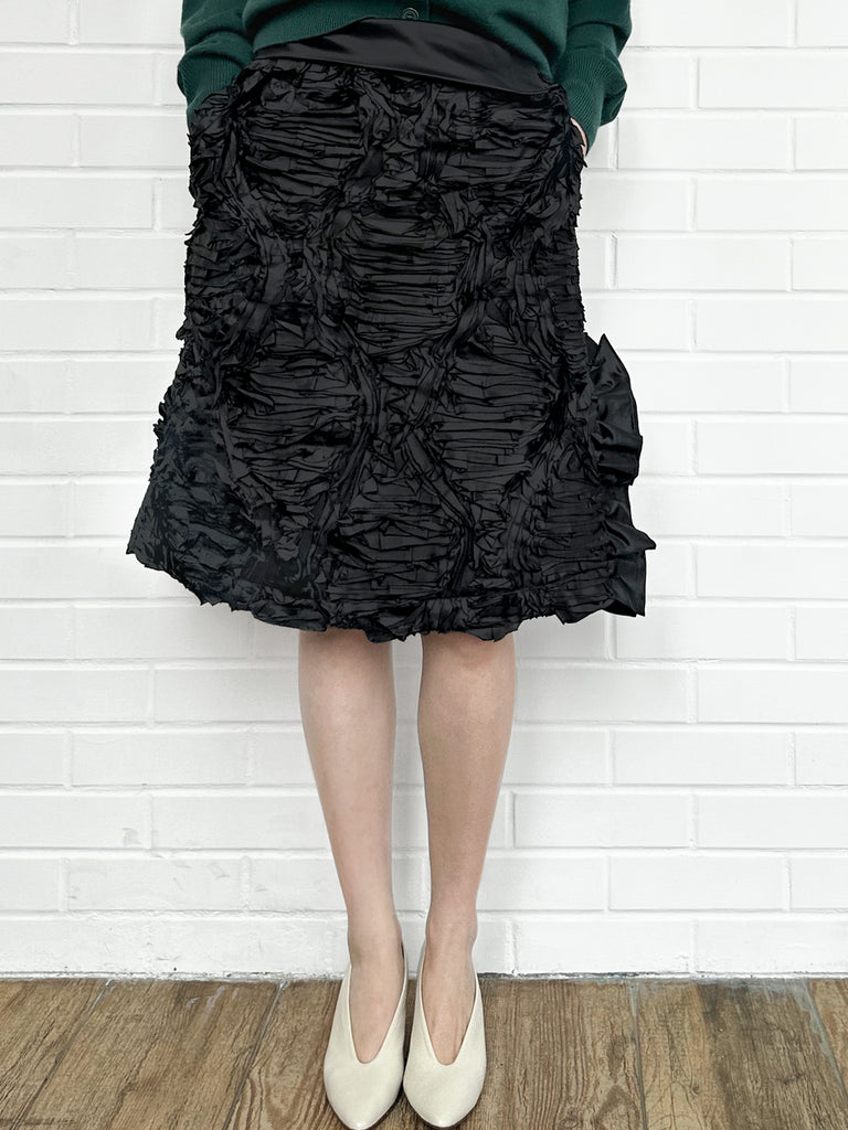 褶皺紋理折疊腰線荷葉邊側開衩A字裙