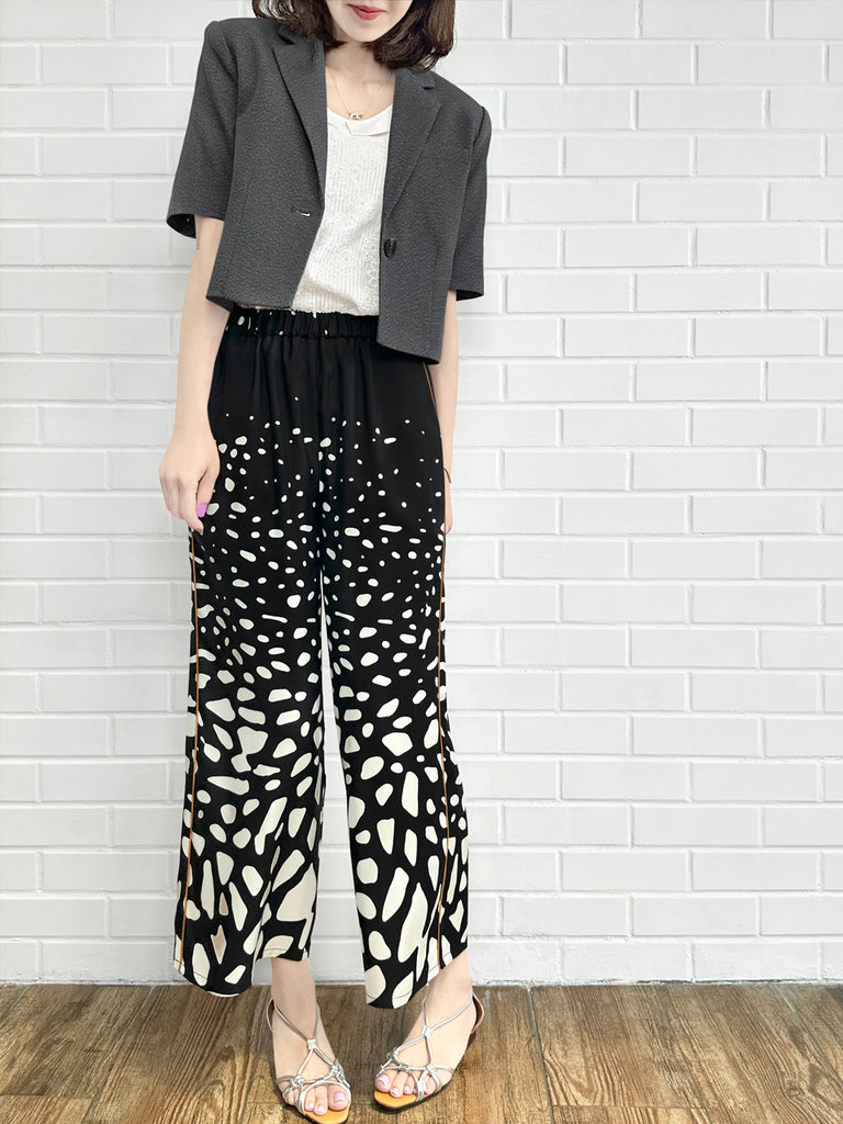 黑色荷葉邊細部強肩短版牛仔西裝外套