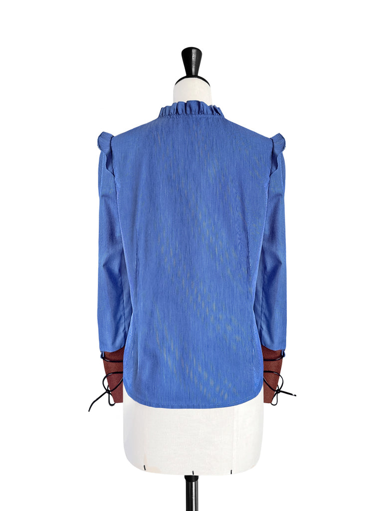 藍色條紋貼片針織領帶袖口荷葉邊襯衫