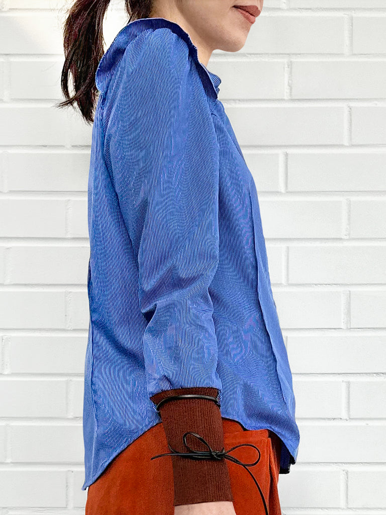 藍色條紋貼片針織領帶袖口荷葉邊襯衫