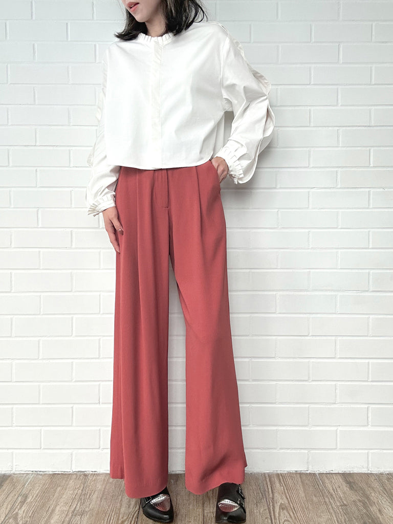 White Pleated Pearly Buttons Slit Sleeves Cropped Blouse