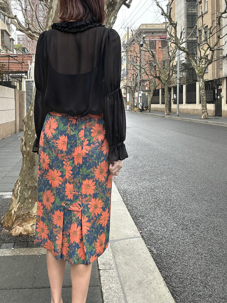 Final Sale! Sheer Noir Pleated Collar Tiers Sleeve Silky Blouse