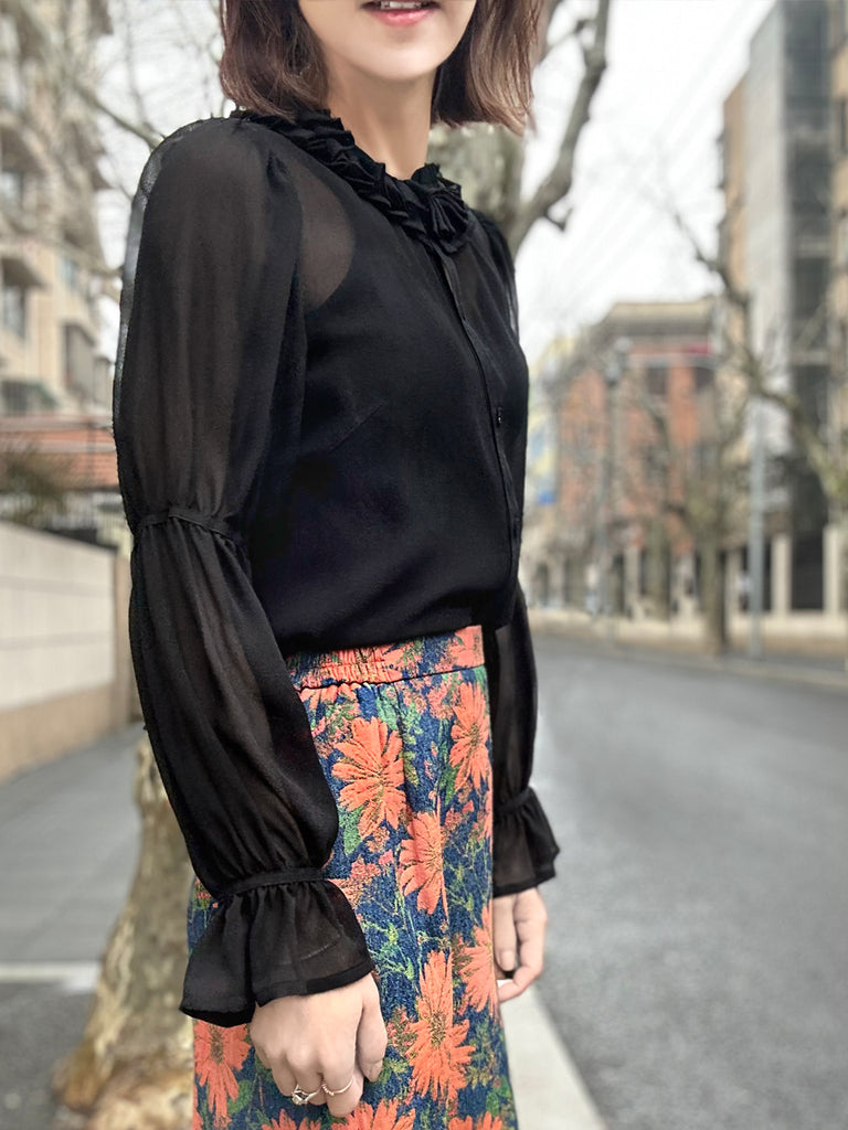 Final Sale! Sheer Noir Pleated Collar Tiers Sleeve Silky Blouse