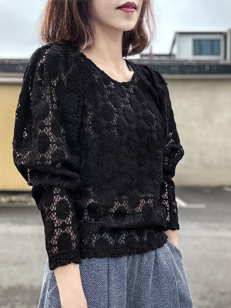 Surprise Sale! Black Dots Round Collar Pleated Shoulder Knit Top