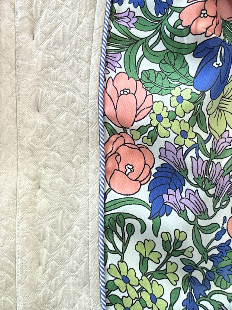 Surprise Sale! Beige Puff Shoulder V-neck Little Crop Quilted Jacket