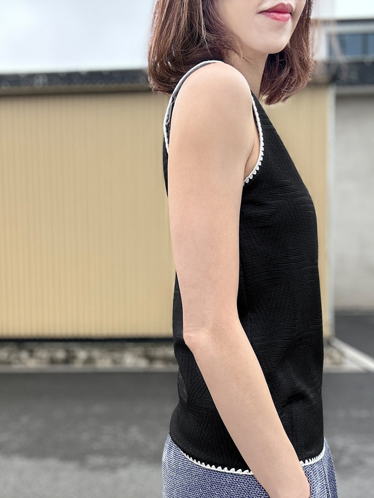 Final Sale! Patterned Black Contrast Scallop Trim Jersey Tank