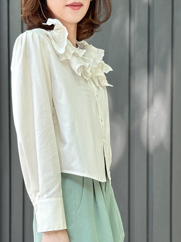 Surprise Sale! Crispy White Embroidery Layered Collar Cropped Shirt