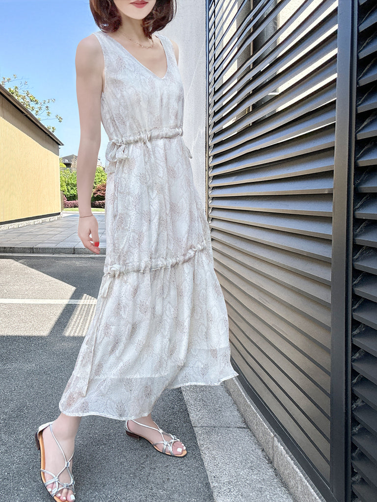 Final Sale! Beige Leafs Side Adjusted Tiers Cinched Panel Maxi-Dress