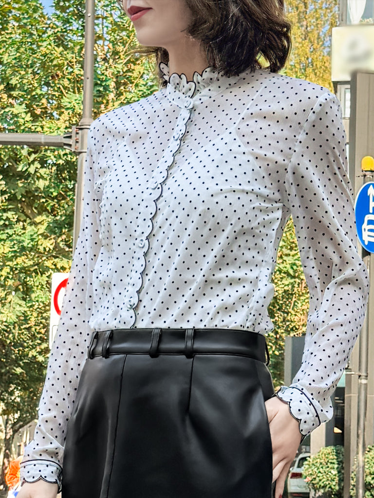 Polka Dot Contrast Scallop-Stitched Detail Airy Blouse