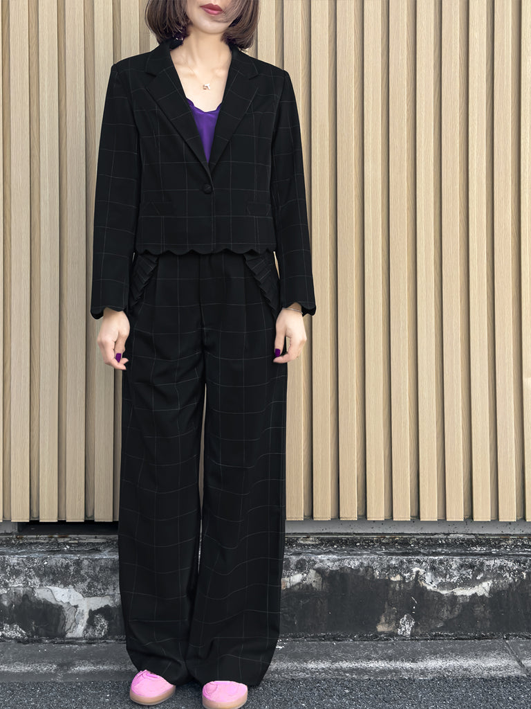 Black Checks Scallop Detail Cropped Boxy Blazer