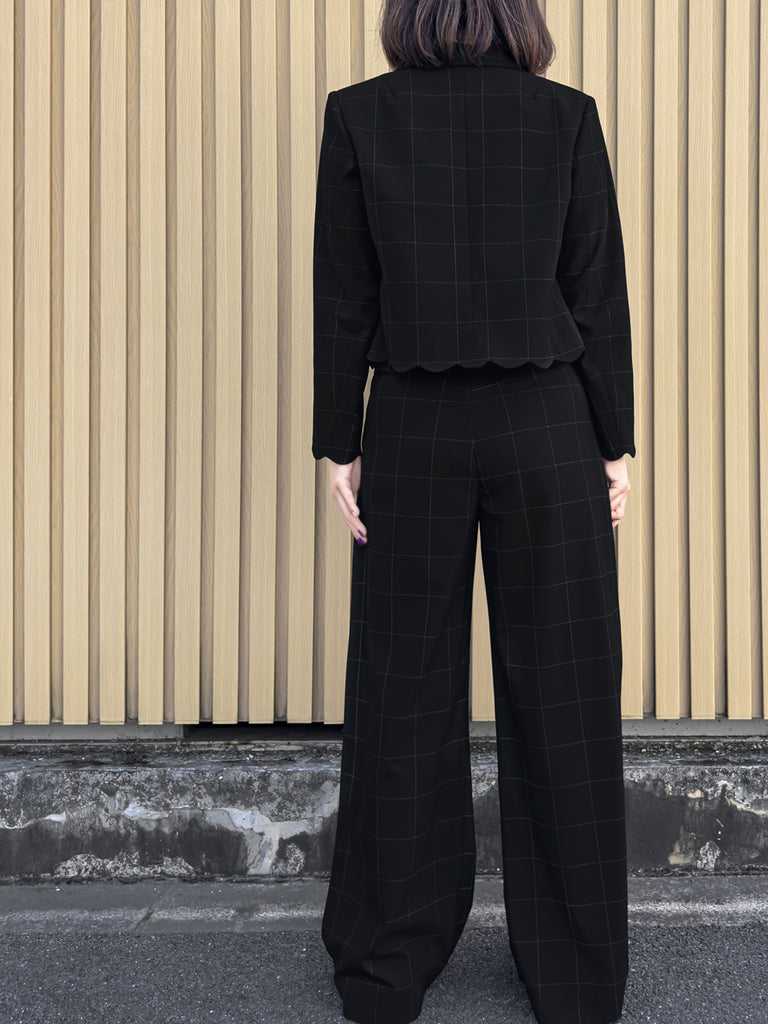 Black Checks Scallop Detail Cropped Boxy Blazer