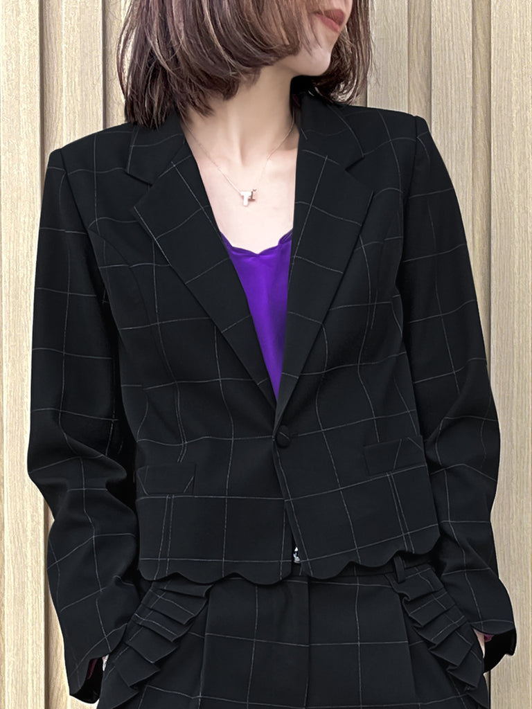 Black Checks Scallop Detail Cropped Boxy Blazer