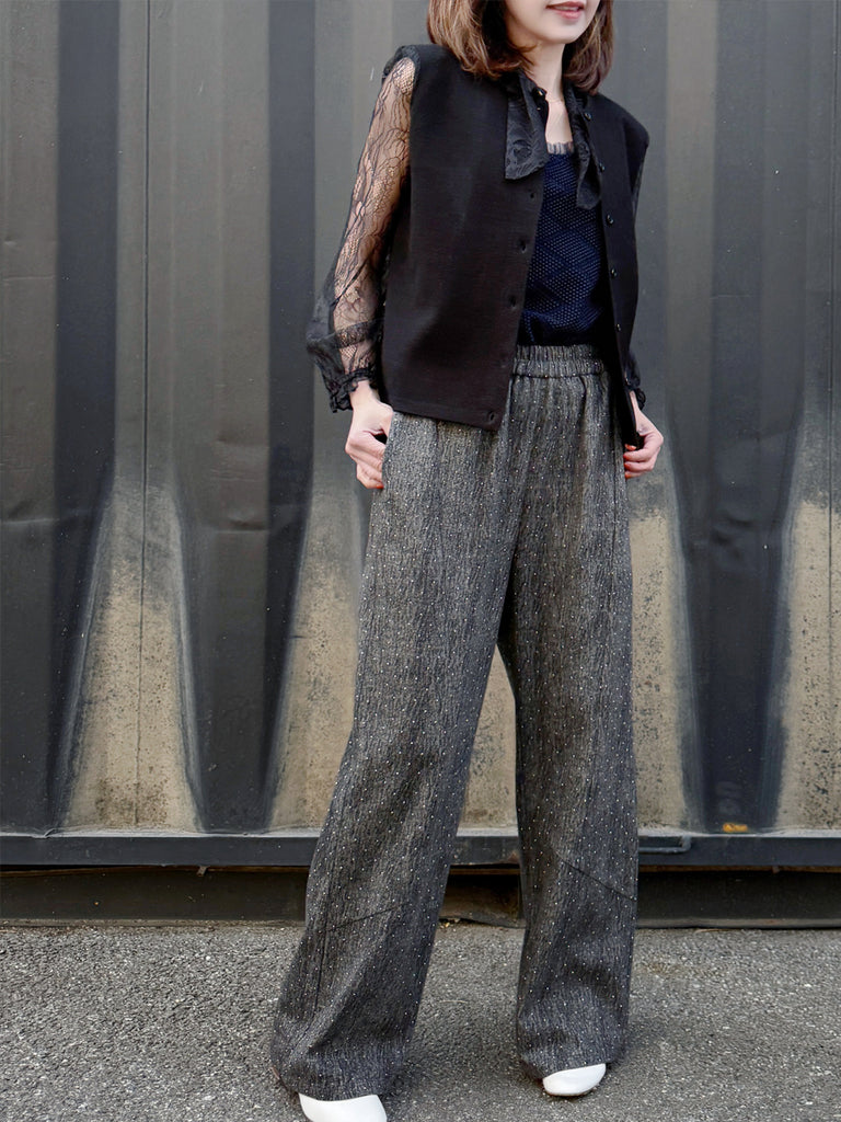 Black Elastic Waist Structured Barrel-Leg Studded Jeans