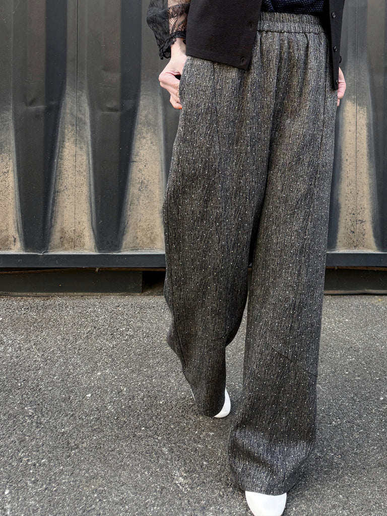 Black Elastic Waist Structured Barrel-Leg Studded Jeans